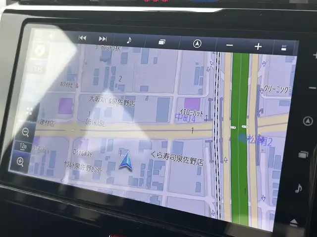 トヨタ ルーミー カスタムG 大阪府 2024(令6)年 0.8万km ブラックマイカメタリック ワンオーナー/純正9インチメモリナビ（NMZN-Y73D)/BT/CD/SD/TV/HDMI/iPod/360度カメラ/前後ドラレコ（ZDR035）/両側パワースライドドア/前後コーナーセンサー/LEDヘッドライト/LEDフロントフォグランプ/後席ロールサンシェード/純正フロアマット/プッシュスタート/スペアキー/ETC