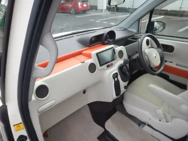 トヨタ ポルテ F 静岡県 2013(平25)年 9.5万km クリームベージュ スマートキー×2/プッシュスタート/ETC/純正ナビゲーション/・NHZD-W62G/・Bluetooth接続/・SD/・DVD/・フルセグ/バックカメラ/左パワースライドドア/純正フロアマット/純正ドアバイザー/ウインカー付きドアミラー/ステアリングスイッチ/新車保証書/取扱説明書