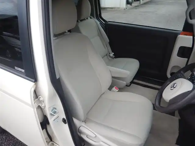 トヨタ ポルテ F 静岡県 2013(平25)年 9.5万km クリームベージュ スマートキー×2/プッシュスタート/ETC/純正ナビゲーション/・NHZD-W62G/・Bluetooth接続/・SD/・DVD/・フルセグ/バックカメラ/左パワースライドドア/純正フロアマット/純正ドアバイザー/ウインカー付きドアミラー/ステアリングスイッチ/新車保証書/取扱説明書