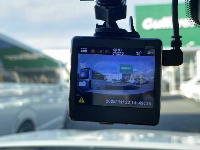 トヨタ カムリ G レザーパッケージ 静岡県 2017(平29)年 7万km プラチナホワイトパールマイカ /純正ナビ/地デジTV//純正CD/DVD/Bluetooth//バックカメラ//レザーシート//シートヒーター//セーフティセンス//レーダークルーズコントロール//オートハイビーム//ドライブレコーダー//純正18インチAW//LEDヘッドライト//スマートキー//スペアキー