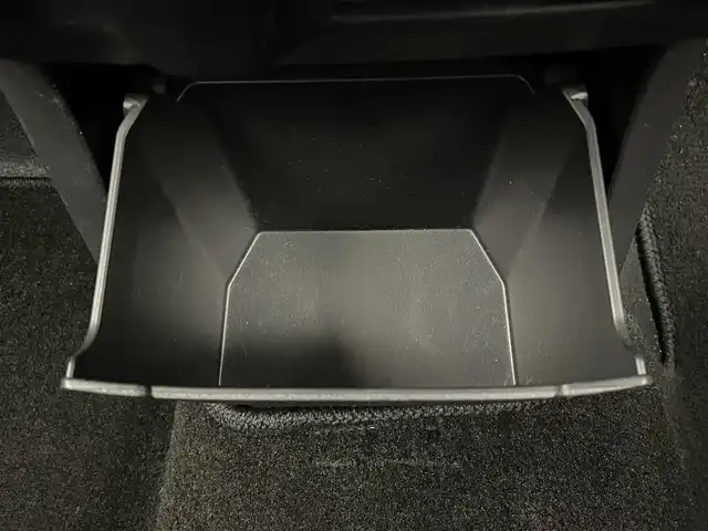 日産 デイズ ハイウェイスターX 茨城県 2023(令5)年 1.7万km ブラック ●純正ナビ/●CD，BT接続，フルセグTV/●パワーステアリング/●パワーウィンドウ/●エアコン/●キーレス/●ABS/●運転席＋助手席エアバック/●カーテンエアバック/●サイドエアバッグ/●LED ライト/●フォグランプ/●ETC/●スマートキー/●プッシュスタート/●集中ドアロック/●盗難防止装置/●オートライト/●横滑り防止装置/●衝突被害軽減ブレーキ/●衝突安全ボディ/●アイドリングストップ/●障害物センサー