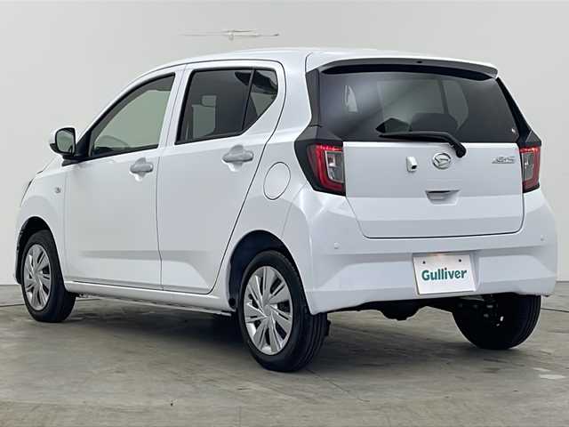 ダイハツ ミラ イース X リミテッド SAⅢ 秋田県 2023(令5)年 0.9万km シャイニングホワイトパール 4WD/オーディオ/CD/AM/FM/バックカメラ　/衝突被害軽減防止ブレーキ　/前後コーナーセンサー　/横滑り防止装置　/レーンキープアシスト/LEDヘッドライト　　/オートライト　/オートマチックハイビーム　/アイドリングストップ　/純正フロアマット　/AC/リモコンキー/電動格納ミラー/パワーウィンドウ/純正アルミホイールキャップ