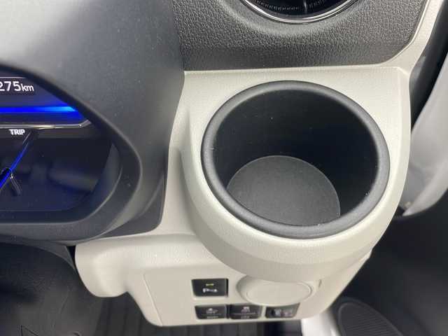 ダイハツ ミラ イース X リミテッド SAⅢ 秋田県 2023(令5)年 0.9万km シャイニングホワイトパール 4WD/オーディオ/CD/AM/FM/バックカメラ　/衝突被害軽減防止ブレーキ　/前後コーナーセンサー　/横滑り防止装置　/レーンキープアシスト/LEDヘッドライト　　/オートライト　/オートマチックハイビーム　/アイドリングストップ　/純正フロアマット　/AC/リモコンキー/電動格納ミラー/パワーウィンドウ/純正アルミホイールキャップ