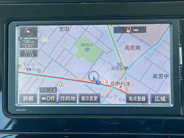 トヨタ プリウス S ツーリングセレクション 長野県 2016(平28)年 11.6万km ホワイトパールクリスタルシャイン 禁煙車/７インチ純正ナビ/Bluetooth Audio/ＴＲＤエアロ/バックカメラ/ビルドインＥＴＣ/シートヒーター（Ｄ＋Ｎ席）/ステアリングスイッチ/革巻きステアリング/純正フロアマット/プッシュスタート/ＬＥＤヘッドライト/オートライト/フォグランプ/電動格納ドアミラー/ウィンカーミラー/ドアバイザー/スマートキー/スペアキー×１/トノカバー/エアコン吹出口ドリンクホルダー/純正アルミホイール(夏タイヤ)積込/横滑り防止機能/盗難防止機能