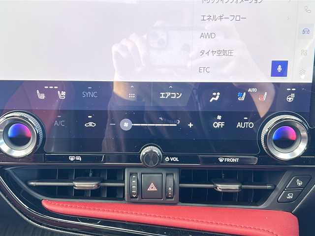 レクサス ＮＸ 350h Fスポーツ 山梨県 2023(令5)年 5万km グラファイトブラックガラスフレーク Lexus Safety Sistem/　・プリクラッシュセーフティ/　・レーントレーシングアシスト/　・レーダークルーズコントロール/　・オートマチックハイビーム/　・先行車発信告知機能/　・ロードサインアシスト/ムーンルーフ/マークレビンソン/純正ナビ/　(USB/BT/フルセグ)/パノラミックビューモニター/パワーバックドア/三眼フルLEDオートライト/LEDフォグランプ/レザーシート/メモリ付きパワーシート/シートベンチレーション/純正20インチアルミホイール/ブラインドスポットモニター/パドルシフト/ヘッドアップディスプレイ/コーナーセンサー/スマートキー/ビルトインETC