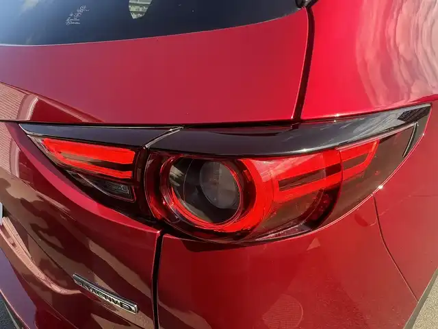 マツダ ＣＸ－５ XD ブラックトーンエディション 秋田県 2020(令2)年 4.7万km ソウルレッドクリスタルM ４WD/ターボ/衝突軽減システム/LEDヘッドライト/純正SDナビ（BT/AM/FM）/フルセグ/３６０°ビューモニター/マツダ純正１９インチアルミ（夏タイヤ装着）/スマートキー/アイドリングストップ/プッシュスタート/コーナーセンサー/レーンキープアシスト/マツダ・レーダークルーズコントロール追従走行有/オートマチックハイビーム/ヒルスタートアシストコントロール/MTモード付AT/ブラインドスポットモニター/ステアリングスイッチ/ステアリングヒーター/パドルシフト/前席シートヒーター/運転席メモリー付パワーシート/電動リアゲート/電動パーキングブレーキ/オートブレーキホールド機能/純正フロアマット/オートライト/オートエアコン/パワーステアリング/パワーウィンドウ/電動格納ウィンカーミラー/横滑り防止/盗難防止装置/寒冷地仕様/保証書/記録簿/スペアキー×１