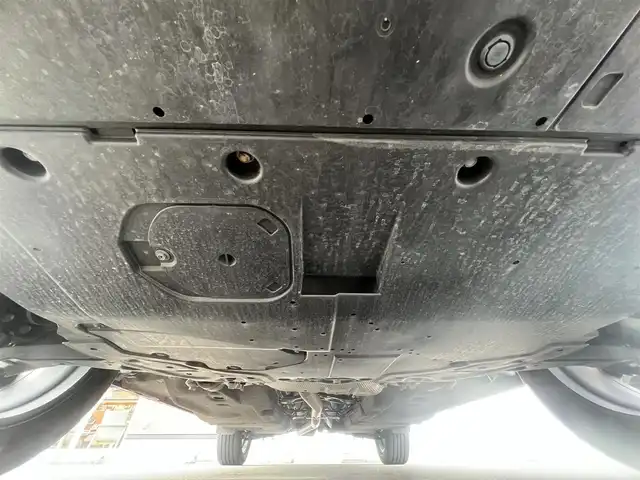 マツダ ＣＸ－５ XD ブラックトーンエディション 秋田県 2020(令2)年 4.7万km ソウルレッドクリスタルM ４WD/ターボ/衝突軽減システム/LEDヘッドライト/純正SDナビ（BT/AM/FM）/フルセグ/３６０°ビューモニター/マツダ純正１９インチアルミ（夏タイヤ装着）/スマートキー/アイドリングストップ/プッシュスタート/コーナーセンサー/レーンキープアシスト/マツダ・レーダークルーズコントロール追従走行有/オートマチックハイビーム/ヒルスタートアシストコントロール/MTモード付AT/ブラインドスポットモニター/ステアリングスイッチ/ステアリングヒーター/パドルシフト/前席シートヒーター/運転席メモリー付パワーシート/電動リアゲート/電動パーキングブレーキ/オートブレーキホールド機能/純正フロアマット/オートライト/オートエアコン/パワーステアリング/パワーウィンドウ/電動格納ウィンカーミラー/横滑り防止/盗難防止装置/寒冷地仕様/保証書/記録簿/スペアキー×１