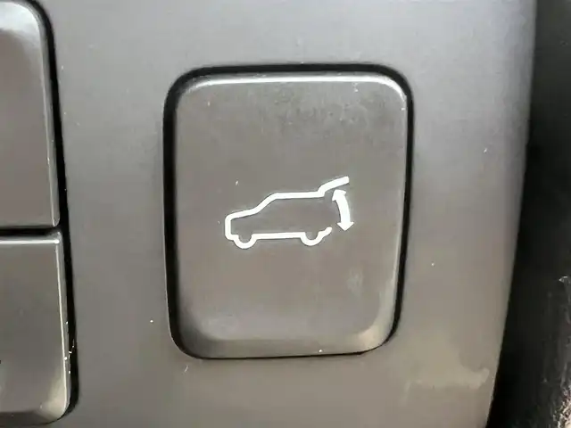 マツダ ＣＸ－５ XD ブラックトーンエディション 秋田県 2020(令2)年 4.7万km ソウルレッドクリスタルM ４WD/ターボ/衝突軽減システム/LEDヘッドライト/純正SDナビ（BT/AM/FM）/フルセグ/３６０°ビューモニター/マツダ純正１９インチアルミ（夏タイヤ装着）/スマートキー/アイドリングストップ/プッシュスタート/コーナーセンサー/レーンキープアシスト/マツダ・レーダークルーズコントロール追従走行有/オートマチックハイビーム/ヒルスタートアシストコントロール/MTモード付AT/ブラインドスポットモニター/ステアリングスイッチ/ステアリングヒーター/パドルシフト/前席シートヒーター/運転席メモリー付パワーシート/電動リアゲート/電動パーキングブレーキ/オートブレーキホールド機能/純正フロアマット/オートライト/オートエアコン/パワーステアリング/パワーウィンドウ/電動格納ウィンカーミラー/横滑り防止/盗難防止装置/寒冷地仕様/保証書/記録簿/スペアキー×１