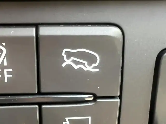 マツダ ＣＸ－５ XD ブラックトーンエディション 秋田県 2020(令2)年 4.7万km ソウルレッドクリスタルM ４WD/ターボ/衝突軽減システム/LEDヘッドライト/純正SDナビ（BT/AM/FM）/フルセグ/３６０°ビューモニター/マツダ純正１９インチアルミ（夏タイヤ装着）/スマートキー/アイドリングストップ/プッシュスタート/コーナーセンサー/レーンキープアシスト/マツダ・レーダークルーズコントロール追従走行有/オートマチックハイビーム/ヒルスタートアシストコントロール/MTモード付AT/ブラインドスポットモニター/ステアリングスイッチ/ステアリングヒーター/パドルシフト/前席シートヒーター/運転席メモリー付パワーシート/電動リアゲート/電動パーキングブレーキ/オートブレーキホールド機能/純正フロアマット/オートライト/オートエアコン/パワーステアリング/パワーウィンドウ/電動格納ウィンカーミラー/横滑り防止/盗難防止装置/寒冷地仕様/保証書/記録簿/スペアキー×１