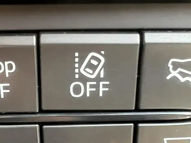 マツダ ＣＸ－５ XD ブラックトーンエディション 秋田県 2020(令2)年 4.7万km ソウルレッドクリスタルM ４WD/ターボ/衝突軽減システム/LEDヘッドライト/純正SDナビ（BT/AM/FM）/フルセグ/３６０°ビューモニター/マツダ純正１９インチアルミ（夏タイヤ装着）/スマートキー/アイドリングストップ/プッシュスタート/コーナーセンサー/レーンキープアシスト/マツダ・レーダークルーズコントロール追従走行有/オートマチックハイビーム/ヒルスタートアシストコントロール/MTモード付AT/ブラインドスポットモニター/ステアリングスイッチ/ステアリングヒーター/パドルシフト/前席シートヒーター/運転席メモリー付パワーシート/電動リアゲート/電動パーキングブレーキ/オートブレーキホールド機能/純正フロアマット/オートライト/オートエアコン/パワーステアリング/パワーウィンドウ/電動格納ウィンカーミラー/横滑り防止/盗難防止装置/寒冷地仕様/保証書/記録簿/スペアキー×１