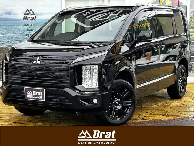 三菱 デリカＤ：５ ブラックエディション 道北・旭川 2024(令6)年 0.8万km アメジストブラック アルパイン11インチナビ/フリップダウンモニター/アラウンドビューモニター/フルセグTV/黒革シート/前席シートヒーター/ステアリングヒーター/両側パワースライドドア/パワーバックドア/コーナーセンサー/クルーズコントロール/ETC