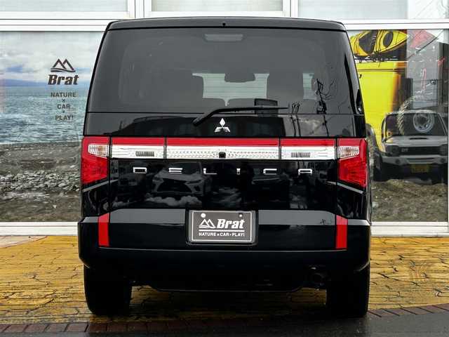 三菱 デリカＤ：５ ブラックエディション 道北・旭川 2024(令6)年 0.8万km アメジストブラック アルパイン11インチナビ/フリップダウンモニター/アラウンドビューモニター/フルセグTV/黒革シート/前席シートヒーター/ステアリングヒーター/両側パワースライドドア/パワーバックドア/コーナーセンサー/クルーズコントロール/ETC