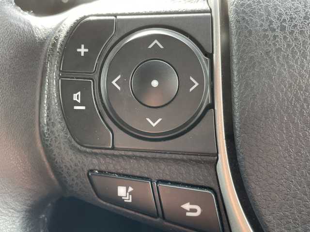 トヨタ ヴォクシー ZS 長野県 2014(平26)年 5.6万km ブラッキッシュアゲハガラスフレーク 禁煙車/純正ナビ【NSZT-W64】/（ＣＤ／ＤＶＤ／フルセグＴＶ／Ｂｌｕｅｔｏｏｔｈ）/バックカメラ/ビルトインＥＴＣ/社外フリップダウンモニター/両側パワースライドドア/前後ドライブレコーダー/革巻きステアリング/ステアリングスイッチ/LEDヘッドライト/フォグランプ/オートライト/スマートキー/Pスタート/電動格納ミラー/純正16インチAW/フロアマット/純正ドアバイザー