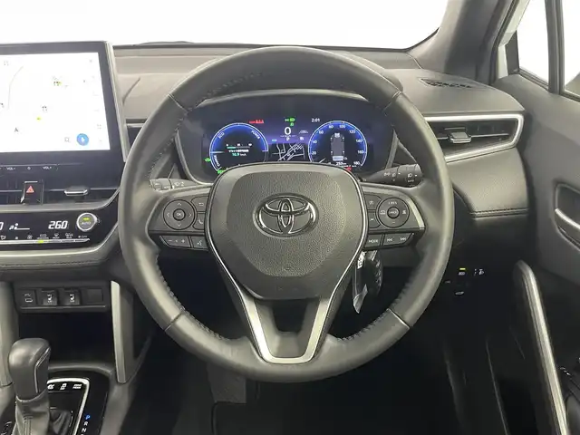 トヨタ カローラ クロス ハイブリッド Z 埼玉県 2023(令5)年 1.1万km プラチナホワイトパールマイカ 純正１０．５インチディスプレイオーディオ　パノラマルーフ　ＢＳＭ　バックカメラ　ビルトインＥＴＣ２．０　セーフティセンス　ＬＥＤヘッドライト　シートヒーター　ハーフレザーシート　地デジＴＶ