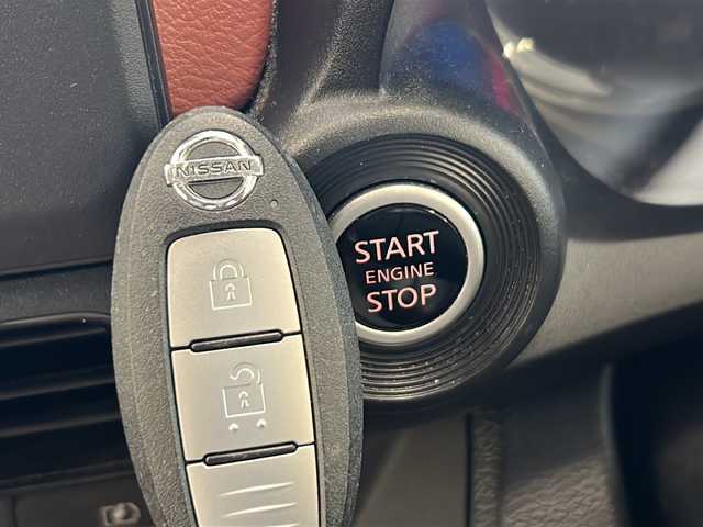 日産 デイズ ボレロ 岐阜県 2022(令4)年 2万km ホワイトパール 純正ナビゲーション/Bluetooth/フルセグ視聴・CD/DVD/エマージェンシーブレーキ/アラウンドビューモニター/ハーフレザーシート/革巻きステアリング/プッシュスタート/スマートキー/アイドリングストップ/クリアランスソナー/オートライト/ヘッドライトレベライザー/取扱説明書・記録簿