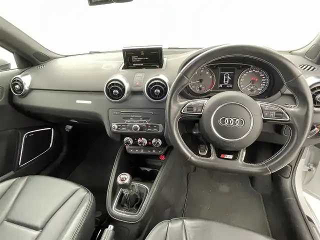 アウディ Ｓ１ スポーツバック 熊本県 2015(平27)年 5.1万km グレイシアホワイトメタリック ワンオーナー/４WD　/純正ナビ（フルセグ・ＢＴ・ＣＤ）/ビルトインＥＴＣ　/社外前後ドライブレコーダー　/前後クリアランスソナー　/ＫＷ　ＧＦＷ　ＩＮＯＸ　Ｖ３カーヴェ社製サスペンション　/ＢＯＳＥサウンド/社外フロアマット/純正１８インチAW/オートライト/HIDライト/スマートキー/プッシュスタート/スペアキー1本/保証書/取扱説明書