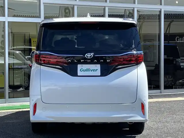 トヨタ アルファード Z 山口県 2024(令6)年 0.2万km プラチナホワイトパールマイカ ワンオーナー/14inディスプレイオーディオプラス/ナビ・フルセグTV・BT・カープレイ/パノラミックビューカメラ/左右独立ムーンルーフ/ユニバーサルステップ/デジタルインナーミラー/黒合皮シート(快適温熱シート)/パワーシート/3眼LEDオートライト/LEDフォグ/スマートキー/ETC2.0/プリクラッシュセーフティ/ブラインドスポットモニター/レーントレーシングアシスト/レーンディパーチャーアラート/パーキングサポートブレーキ