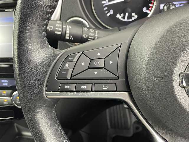 日産 エクストレイル 20Xi 埼玉県 2018(平30)年 5.7万km ブリリアントホワイトパール 純正7型ナビ/（BT/フルTV/AM/FM/CD/DVD）/アラウンドビューモニター/パワースライドドア/プロパイロット/エマージェンシーブレーキ/オートホールド/純正アルミホイール/純正フロアマット