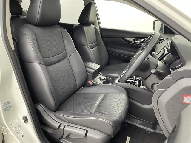 日産 エクストレイル 20Xi 埼玉県 2018(平30)年 5.7万km ブリリアントホワイトパール 純正7型ナビ/（BT/フルTV/AM/FM/CD/DVD）/アラウンドビューモニター/パワースライドドア/プロパイロット/エマージェンシーブレーキ/オートホールド/純正アルミホイール/純正フロアマット