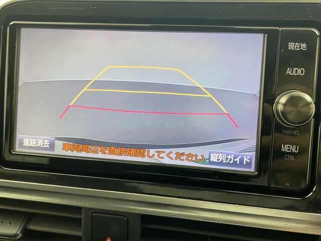 トヨタ シエンタ ハイブリッド G クエロ 岐阜県 2017(平29)年 7.1万km ホワイトパールクリスタルシャイン 純正7インチSDナビネーション(NSZT-W66T)/AM FM/CD DVD/SD/Bluetooth /バックカメラ/フルセグテレビ/オートライト/LEDライト/オートハイビーム/革巻きステアリング/ステアリングリモコン/ビルトインETC/トヨタセーフティセンス/衝突軽減機能/レーンキープアシスト機能/横滑り防止装置/スマートキー/プッシュスタート/スペアキー有