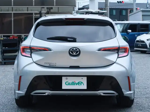 トヨタ カローラ スポーツ G Z 千葉県 2022(令4)年 1.9万km シルバーM モデリスタエアロ(F・S・R)/モデリスタ ドアハンドルプロテクター/運転席ドアのみ装着　未使用品1個有り/モデリスタ ドアハンドルガーニッシュ/BLITZ車高調/ENKEI PerformanceLine PF07 19インチAW/KENSTYLEステアリング TD03(レッドステッチ)/純正ステアリング有り/前後ドライブレコーダー/（CSD-790FHG・CSD-CM01)/純正フロアマット/純正ドアバイザー/純正レインクリアリングブルーミラー/通常ミラー有り/純正ディスプレイオーディオ/・AM/FM/CD/DVD/Bluetooth/フルセグTV/デジタルインナーミラー/ブラインドスポットモニター(BSM)/スマートキー×2本/ビルトインETC/ハーフレザー(赤/黒)/前席シートヒーター /パドルシフト/レーダークルーズコントロール/レーンキープアシスト/衝突軽減ブレーキ/オートハイビーム/LEDヘッドライト/LEDフォグランプ/ヘッドライトレベライザー/電動パーキングブレーキ/ブレーキホールド機能/先行車発進お知らせ機能/横滑り防止装置/USB充電/取扱説明書/保証書