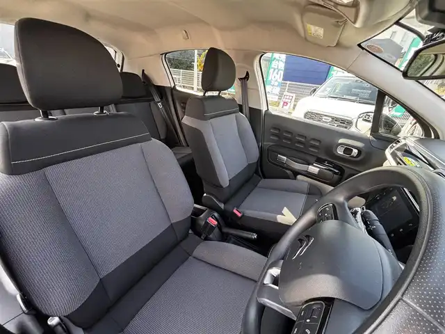 シトロエン シトロエン Ｃ３ フィール 熊本県 2020(令2)年 5.7万km ブランバンキーズ 純正ディスプレイオーディオ/【Bluetooth再生/MirrorLink/AndroidAuto】/アクティブセーフティブレーキ/レーンアシスト/パーキングセンサー/クルーズコントロール/インテリジェントハイビーム/LEDオートライト/トラクションコントロール/コーナーセンサー/ETC/ドライブレコーダー前後