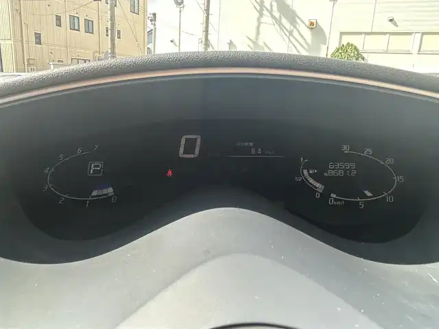 日産 セレナ ハイウェイスター Vセレクション 群馬県 2012(平24)年 6.4万km ブリリアントホワイトパール 純正ナビ（フルセグ・BT・DVD・CD・FM/AM）/プッシュスタート/本革ステアリング/スマートキー/ETC/電格ミラー/バックカメラ/LEDヘッドライト/純正フロアマット/3列シート/オートライト/取扱説明書・保証書・記録簿