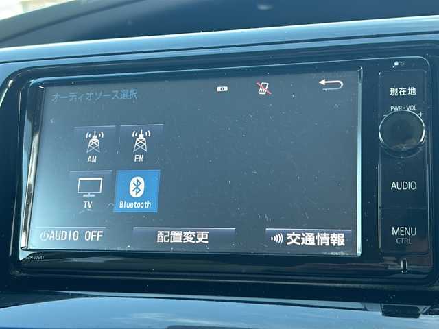 トヨタ エスティマ ハイブリッド X 山形県 2015(平27)年 10.1万km シルバーM 禁煙車/４WD/純正SDナビ/（AM/FM/TV/CD/DVD/SD/BT)/クルーズコントロール/ETC/フロントワイパーデアイサー/AC100V電源/nanoe/バックカメラ/片側パワースライドドア/オットマン/ステアリングスイッチ/ドアバイザー/電動格納ミラー/フォグランプ/純正AW