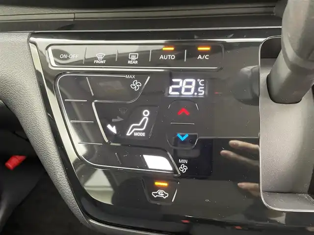 日産 デイズ HWS X プロパイロットED 茨城県 2023(令5)年 1.5万km ブラック メモリナビ/・全方位モニター/・フルセグテレビ/・Bluetooth接続/プッシュスタートボタン/アイドリングストップ/オートブレーキホールド/コーナーセンサー/オートライト/横滑り防止装置/フロントフォク/LEDヘッドライト