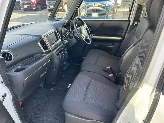 スズキ スペーシア カスタム Z 新潟県 2017(平29)年 10.3万km ピュアホワイトP (株)IDOMが運営する【じしゃロン新潟店】の自社ローン専用車両になります。/こちらは現金またはオートローンご利用時の価格です。自社ローンご希望の方は別途その旨お申付け下さい/プッシュスタート/スマートキー/純正ナビ/CD、DVD、FM、AM視聴可能/フルセグテレビ(走行時視聴可能)/シートヒーター(D席のみ)/パワースライドドア/純正AW/純正キセノンヘッドランプ/ウインカーミラー