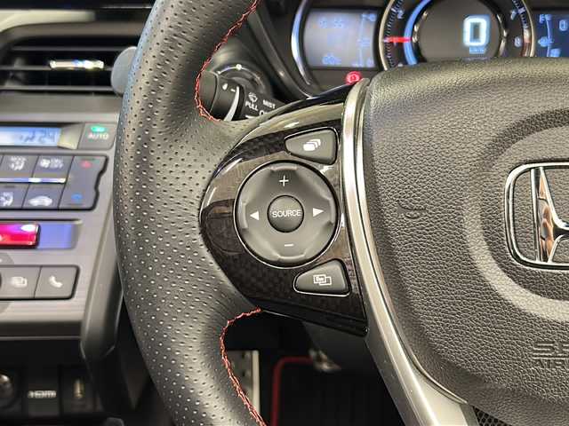 ホンダ Ｓ６６０ コンセプトエディション 岐阜県 2015(平27)年 1.5万km プレミアムスターホワイトP コンセプトエディション/ターボ/6速MT/バックカメラ/ETC/USB接続/HDMI/クルーズコントロール/革シート/オートエアコン/純正フロアマット/プッシュスタート/スマートキー/スペアキー/LEDヘッドライト/オートライト/純正アルミホイール