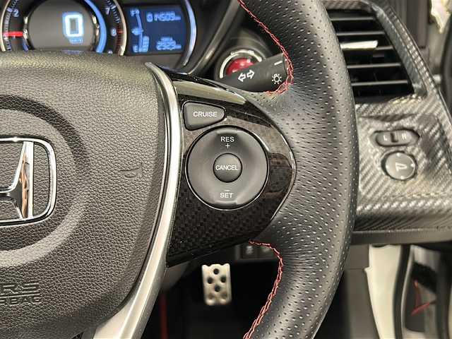 ホンダ Ｓ６６０ コンセプトエディション 岐阜県 2015(平27)年 1.5万km プレミアムスターホワイトP コンセプトエディション/ターボ/6速MT/バックカメラ/ETC/USB接続/HDMI/クルーズコントロール/革シート/オートエアコン/純正フロアマット/プッシュスタート/スマートキー/スペアキー/LEDヘッドライト/オートライト/純正アルミホイール