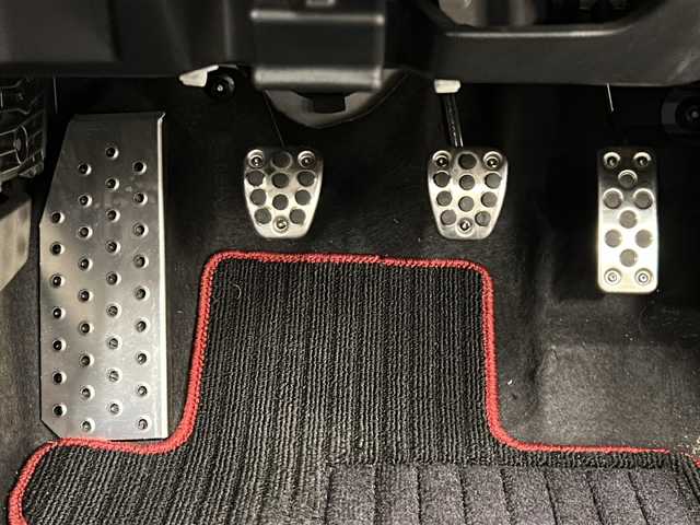 ホンダ Ｓ６６０ コンセプトエディション 岐阜県 2015(平27)年 1.5万km プレミアムスターホワイトP コンセプトエディション/ターボ/6速MT/バックカメラ/ETC/USB接続/HDMI/クルーズコントロール/革シート/オートエアコン/純正フロアマット/プッシュスタート/スマートキー/スペアキー/LEDヘッドライト/オートライト/純正アルミホイール