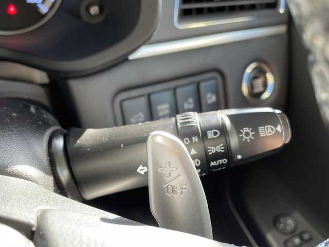 三菱 デリカＤ：５ アーバンギア G パワーパッケージ 高知県 2019(令1)年 8.6万km ウォームホワイトパール 10インチナビ/・フルセグTV/・Bluetoothオーディオ/・CD/DVD/全方位モニター/４WD/両側パワースライドドア/ALPINEフリップダウンモニター/ETC/クルコン/パワーシート/シートヒーター/LEDヘッドライト/オートライト/レーンキープアシスト/パワーバックドア/パドルシフト/7人乗り/純正フロアマット/スマートキー