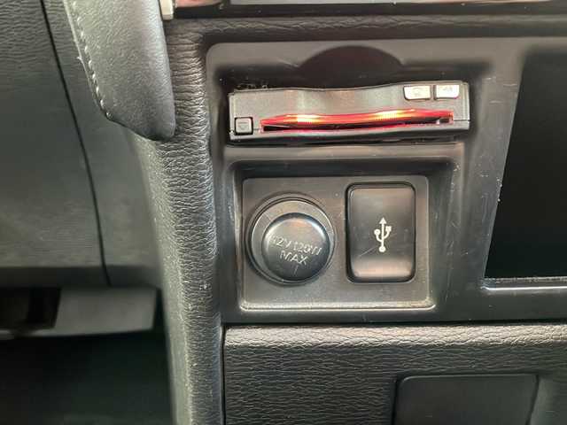 三菱 デリカＤ：５ アーバンギア G パワーパッケージ 高知県 2019(令1)年 8.6万km ウォームホワイトパール 10インチナビ/・フルセグTV/・Bluetoothオーディオ/・CD/DVD/全方位モニター/４WD/両側パワースライドドア/ALPINEフリップダウンモニター/ETC/クルコン/パワーシート/シートヒーター/LEDヘッドライト/オートライト/レーンキープアシスト/パワーバックドア/パドルシフト/7人乗り/純正フロアマット/スマートキー