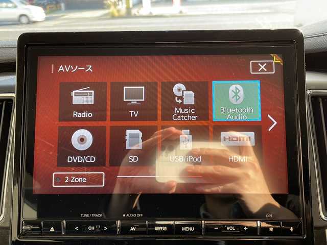 三菱 デリカＤ：５ アーバンギア G パワーパッケージ 高知県 2019(令1)年 8.6万km ウォームホワイトパール 10インチナビ/・フルセグTV/・Bluetoothオーディオ/・CD/DVD/全方位モニター/４WD/両側パワースライドドア/ALPINEフリップダウンモニター/ETC/クルコン/パワーシート/シートヒーター/LEDヘッドライト/オートライト/レーンキープアシスト/パワーバックドア/パドルシフト/7人乗り/純正フロアマット/スマートキー
