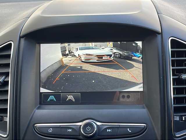 シボレー キャプティバ ラグジュアリー 愛知県 2017(平29)年 9.8万km パール ワンオーナー/ディスプレイオーディオ/バックカメラ/電動スライドサンルーフ/ルーフレール/純正１９インチアルミホイール/Bluetooth・AM・FM・USB・AUX/ETC・前後ドライブレコーダー/レザーシート/運転席パワーシート/運転席助手席シートヒーター/純正フロアマット/ヒルディセントコントロール/クルーズコントロール/ブラインドスポットモニター(BSM)/前後クリアランスソナ―/横滑り防止/電動格納ミラー/HIDヘッドライト/オートライト/フロント・リヤフォグランプ/リモコンキー/イモビライザー/新車保証書/取扱説明書