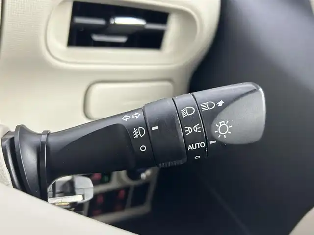 ダイハツ ムーヴ キャンバス G ホワイトアクセント リミテッド SAⅢ 千葉県 2019(令1)年 4万km ナチュラルベージュマイカM 禁煙車/純正8インチナビ/・NSZN-X69D/・CD/DVD/BT/HDMI/フルセグ/スマートアシストIII/車線逸脱警報機能/全方位カメラ/両側パワースライドドア/LEDヘッドライト/フォグライト/オートライト/オートハイビーム/ETC/スマートキー/スペアキー/アイドリングストップ/横滑り防止装置/ドアバイザー/フロアマット