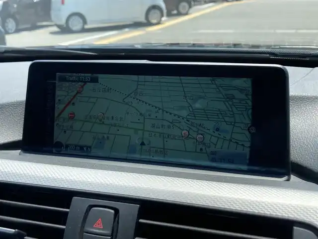 ＢＭＷ ３２０ｄ ツーリング Mスポーツ 鳥取県 2015(平27)年 6.4万km サファイアブラックP ディーゼル・ターボ/Mスポーツパッケージ/純正ナビ/DVD/CD/BT/バックカメラ・ETC/衝突軽減ブレーキ/レーンキープアシスト/前席パワーシート/運転席メモリー機能付き/レーダークルーズコントロール/後方コーナーセンサー/キセノンヘットライト/純正１８インチアルミホイール/プッシュエンジンスタート/アイドリングストップ/フロアマット/スぺキー