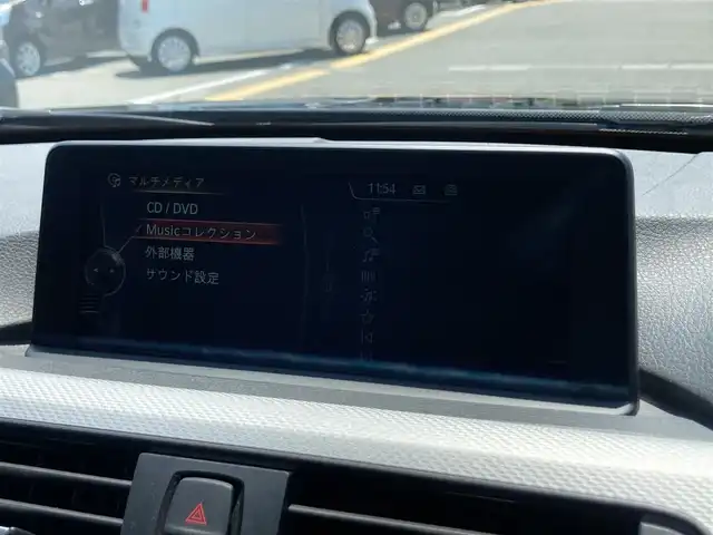ＢＭＷ ３２０ｄ ツーリング Mスポーツ 鳥取県 2015(平27)年 6.4万km サファイアブラックP ディーゼル・ターボ/Mスポーツパッケージ/純正ナビ/DVD/CD/BT/バックカメラ・ETC/衝突軽減ブレーキ/レーンキープアシスト/前席パワーシート/運転席メモリー機能付き/レーダークルーズコントロール/後方コーナーセンサー/キセノンヘットライト/純正１８インチアルミホイール/プッシュエンジンスタート/アイドリングストップ/フロアマット/スぺキー