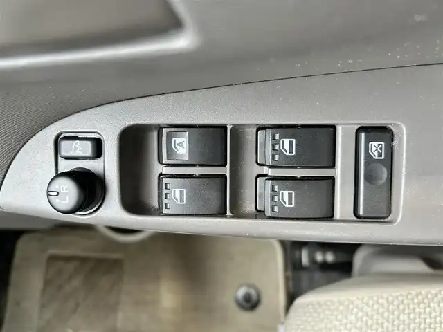 ダイハツ タント X 富山県 2015(平27)年 5.3万km パールホワイトⅢ 社外９型ナビ/Bluetooth/フルセグTV/ドライブレコーダー/片側パワースライドドア/プッシュスタート/スマートキー/LEDヘッドライト/オートライト/横滑り防止装置