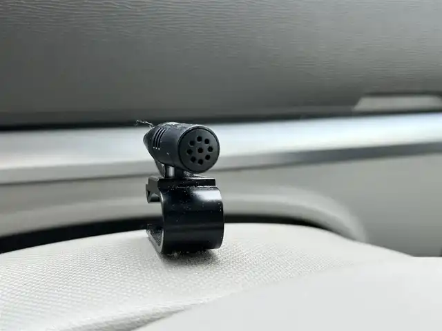 ダイハツ タント X 富山県 2015(平27)年 5.3万km パールホワイトⅢ 社外９型ナビ/Bluetooth/フルセグTV/ドライブレコーダー/片側パワースライドドア/プッシュスタート/スマートキー/LEDヘッドライト/オートライト/横滑り防止装置