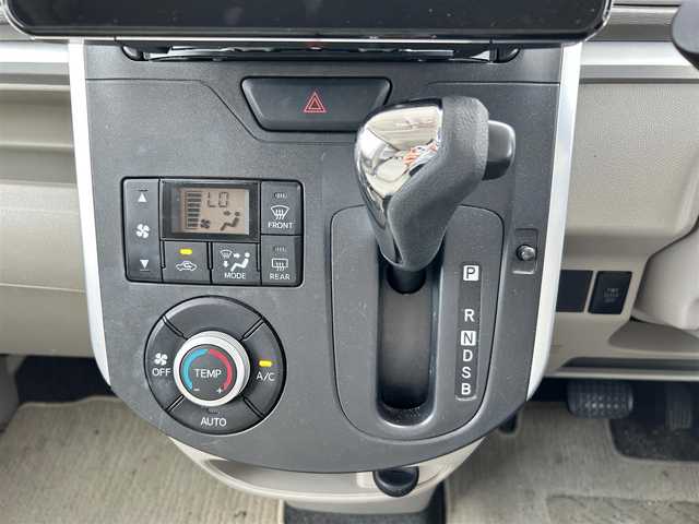 ダイハツ タント X 富山県 2015(平27)年 5.3万km パールホワイトⅢ 社外９型ナビ/Bluetooth/フルセグTV/ドライブレコーダー/片側パワースライドドア/プッシュスタート/スマートキー/LEDヘッドライト/オートライト/横滑り防止装置