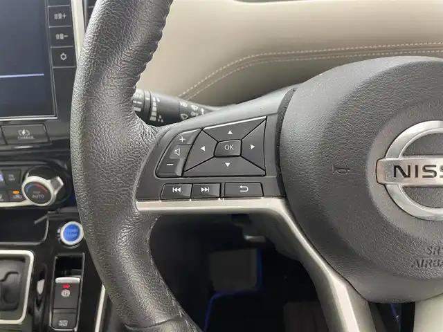 日産 セレナ e－パワー ハイウェイスター V 滋賀県 2019(令1)年 6.9万km ダークメタルグレー/ダイヤモンドブラック 禁煙車/純正１０型ナビ（Ｂｌｕｅｔｏｏｔｈ／ＳＤ／ＤＶＤ／フルセグ）/後席モニター/プロパイロット/全方位カメラ/ブラインドスポットモニター/ステアリングヒーター/社外ドラレコ/ブレーキホールド/ビルトイＥＴＣ/電子パーキング/ブレーキホールド/運転席助手席シートヒーター/プッシュスタート