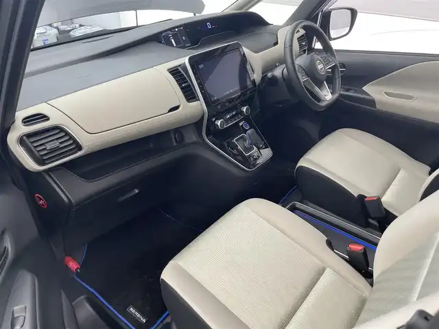 日産 セレナ e－パワー ハイウェイスター V 滋賀県 2019(令1)年 6.9万km ダークメタルグレー/ダイヤモンドブラック 禁煙車/純正１０型ナビ（Ｂｌｕｅｔｏｏｔｈ／ＳＤ／ＤＶＤ／フルセグ）/後席モニター/プロパイロット/全方位カメラ/ブラインドスポットモニター/ステアリングヒーター/社外ドラレコ/ブレーキホールド/ビルトイＥＴＣ/電子パーキング/ブレーキホールド/運転席助手席シートヒーター/プッシュスタート