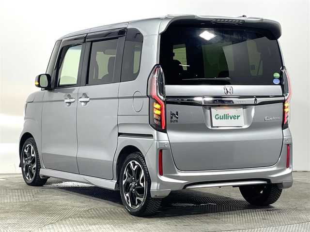 ホンダ Ｎ ＢＯＸ カスタム G L ターボ ホンダセンシング 大阪府 2017(平29)年 0.9万km ルナシルバーM 純正ナビ(フルセグ/DVD再生/Bluetooth) バックカメラ ETC 両側パワースライドドア ハーフレザー 衝突軽減 レーダークルコン スマートキー プッシュスタート ドラレコ