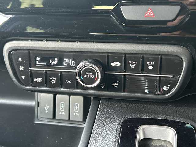 ホンダ Ｎ ＢＯＸ カスタム L ターボ 広島県 2021(令3)年 2.6万km ミッドナイトブルービームM ホンダセンシング/・衝突軽減ブレーキ　/・レーンキープアシスト　　/・レーダークルーズコントロール/純正８インチナビ/フルセグＴＶ/Bluetooth/ＣＤ/ＤＶＤ/ＵＳＢ/ａｐｐｌｅｃａｒｐｌａｙ/バックカメラ　/前後ドライブレコーダー/ＥＴＣ　/両側パワースライドドア/前後コーナーセンサー/ハーフレザーシート/前席シートヒーター/純正フロアマット/ＬＥＤライト/フォグライト/オートライト/オートマチックハイビーム/スマートキー/電動格納ミラー