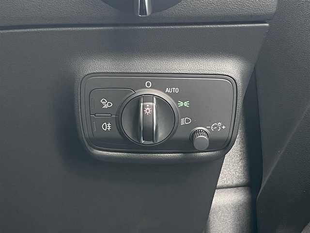 アウディ ＴＴロードスター 2.0TFSI クワトロ S ライン PKG 山梨県 2018(平30)年 0.8万km グレイシアホワイトメタリック Bang＆Olfsen/黒革/マトリクスLEDヘッドライト/オートハイビーム/AppleCarPlay/ＡｎｄｒｏｉｄＡｕｔｏ/シートヒーター（D&N)/純正ＭＭＩナビ/Ｂカメラ/フルセグ　/ＣＤ/ＳＤ/アダプティブウイング/ウインドブロッカー/クルーズコントロール/スペアキー　/新車時保証書/取説/純正１８インチＡＷ