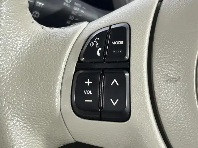 スズキ ラパン モード 佐賀県 2019(令1)年 5.2万km ノクターンブルーパール/ホワイト 2トーンルーフ 社外7インチナビ/ワンセグTV/Bluetooth/CD/DVD/衝突被害軽減システム/横滑り防止装置/コーナーセンサー/シートヒーター/キセノンライト/ETC/アイドリングストップ/プッシュスタート/スマートキー/フロアマット