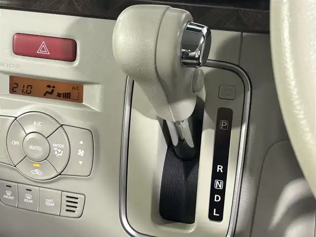 スズキ ラパン モード 佐賀県 2019(令1)年 5.2万km ノクターンブルーパール/ホワイト 2トーンルーフ 社外7インチナビ/ワンセグTV/Bluetooth/CD/DVD/衝突被害軽減システム/横滑り防止装置/コーナーセンサー/シートヒーター/キセノンライト/ETC/アイドリングストップ/プッシュスタート/スマートキー/フロアマット